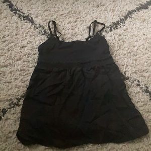 Lulu lemon sports bra with ruffled bottom